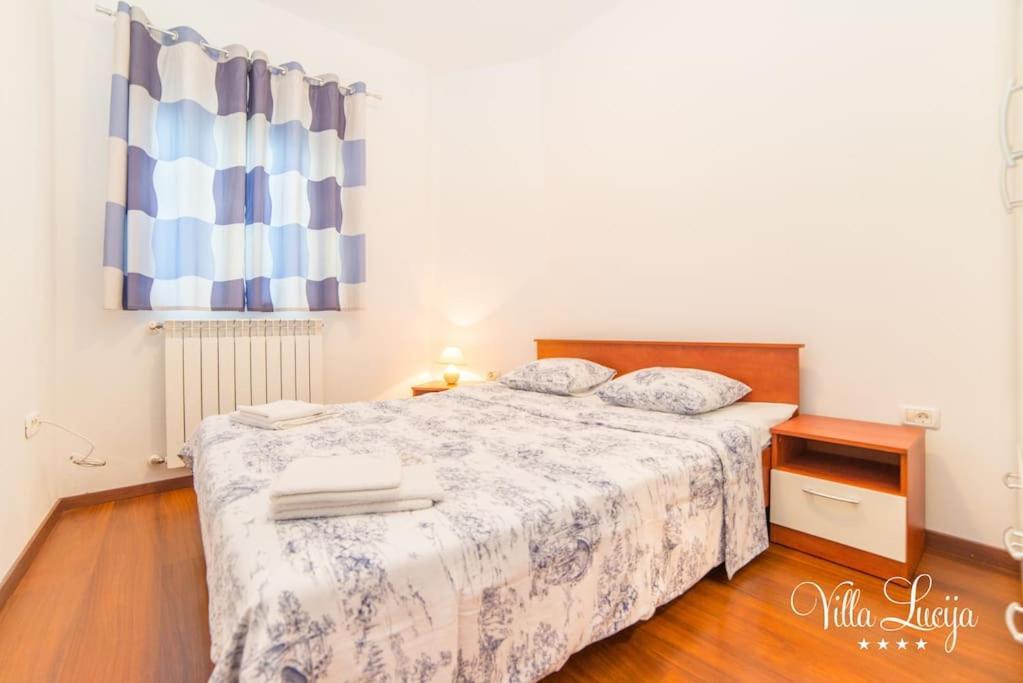 Villa Lucija 普拉 外观 照片