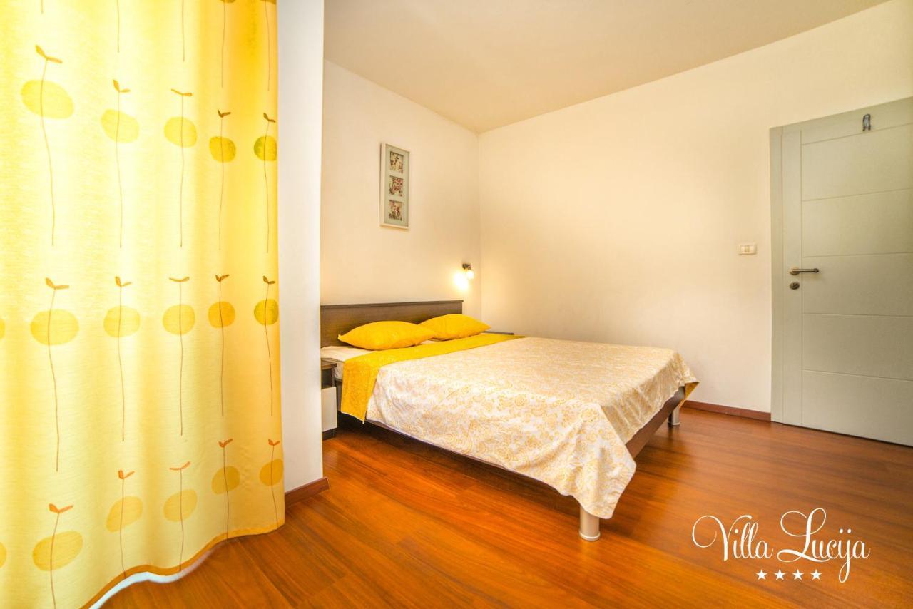 Villa Lucija 普拉 外观 照片