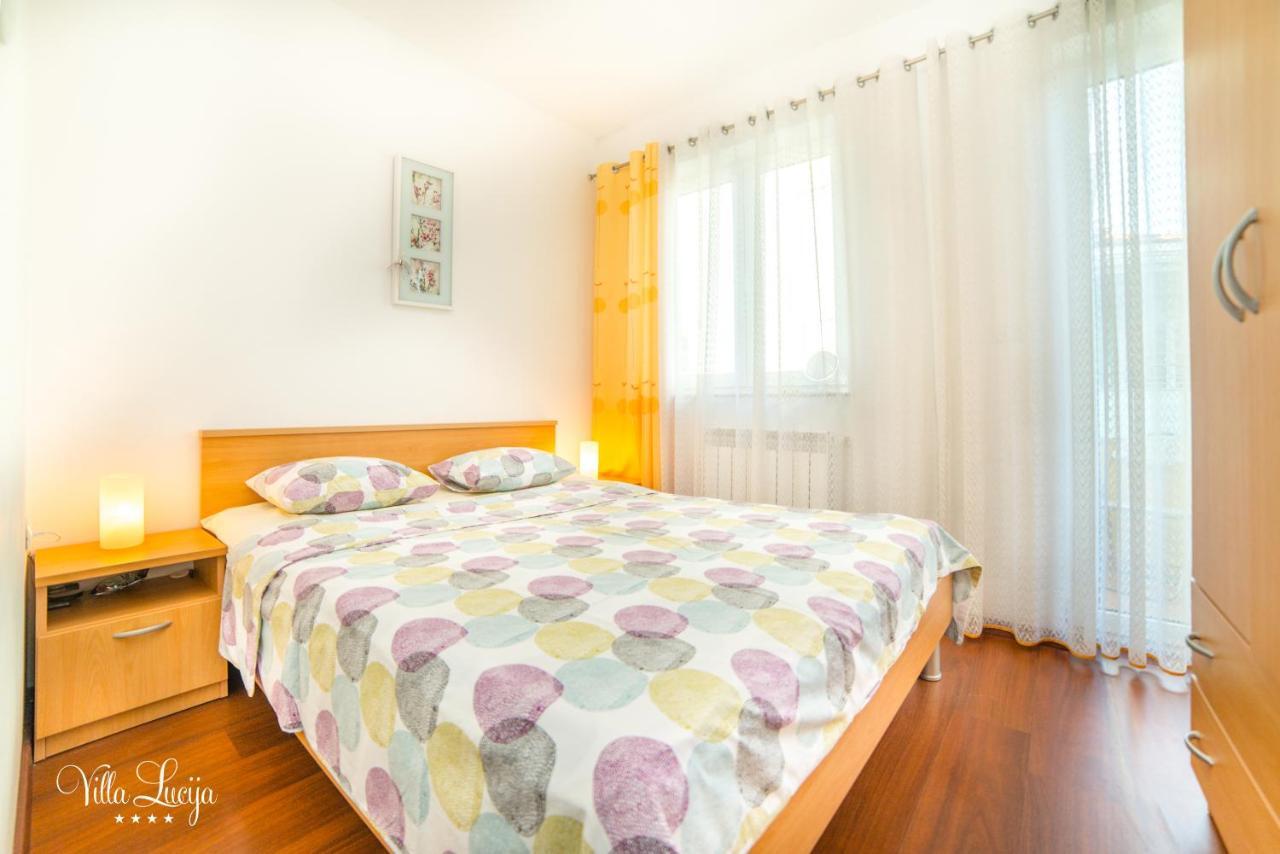 Villa Lucija 普拉 外观 照片